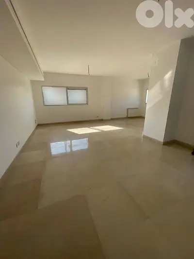 SPACIOUS APARTMENT IN DOWNTOWN PRIME (230SQ) GYM , POOL , (BT-1032)