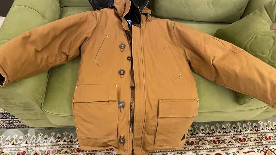 Taugh duck jacket for extreme snow 0