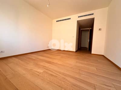 Sea View Apartment For Sale In Ramlet Al-Baydahشقة مطلة على البحر