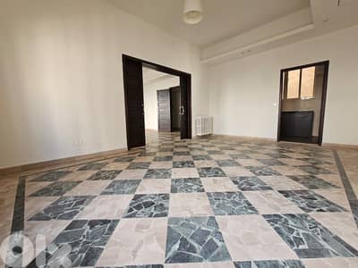 JH25-3843 Vintage office 370m2 for rent in Achrafieh, $ 3,000 cash