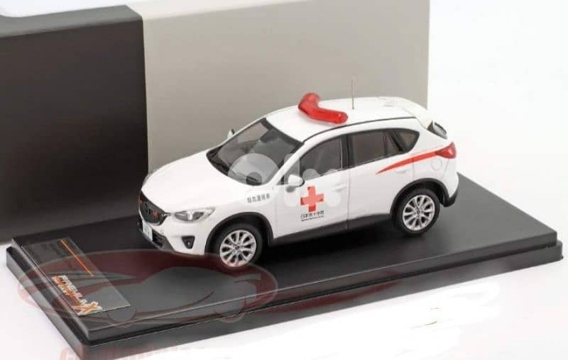 Mazda CX-5 (Japanese Red Cross) diecast car model 1;43. 0