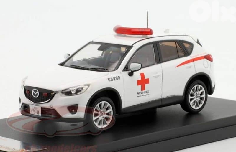 Mazda CX-5 (Japanese Red Cross) diecast car model 1;43. 1
