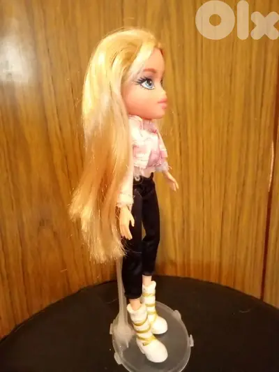 BRATZ CLOE HELLO MY NAME IS DOLL MGA great doll2017 flex legs+Boots=24