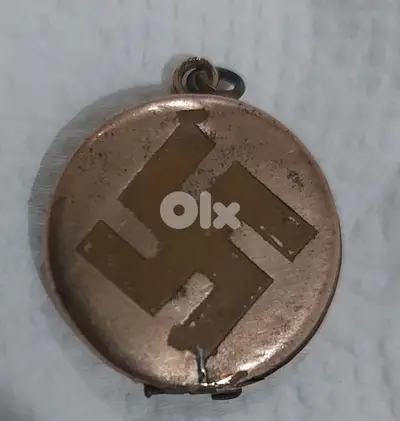 German Nazi Pendant Soldier+ his photo World War Two WW2 gold 9