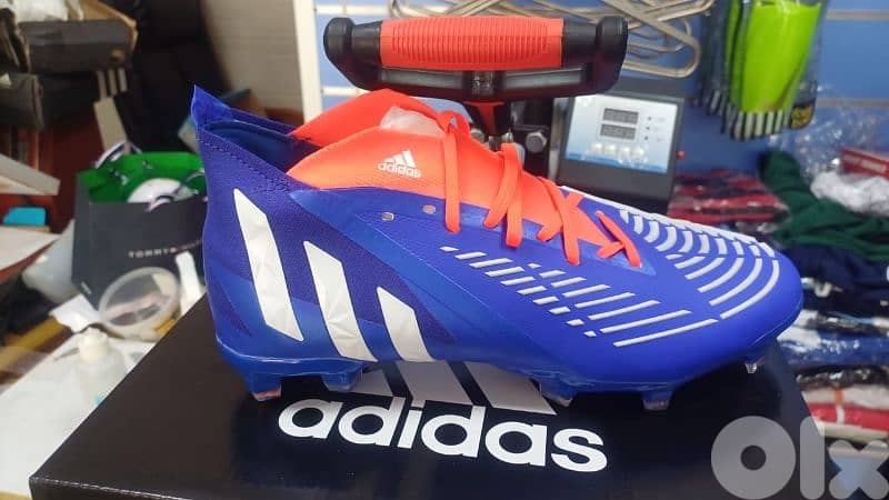 Football shoes original highest quality in market 40% discount 0