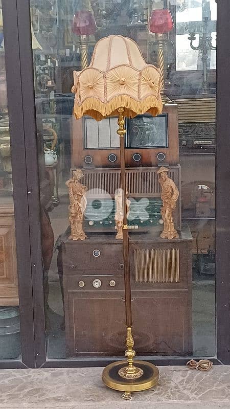 antique 8