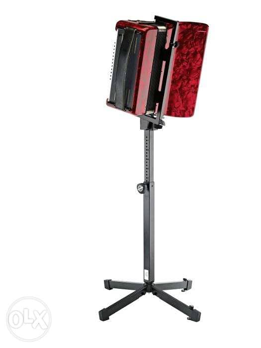 K&M 174 Accordion stand 1