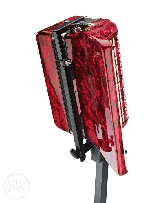 K&M 174 Accordion stand 2