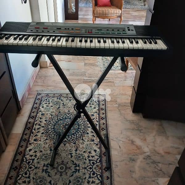 "Bontempi " Keyboard  with New Stand -Made in Italy in Good Condition 0