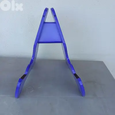 Stand for Guitar in Wood  - Mauve color