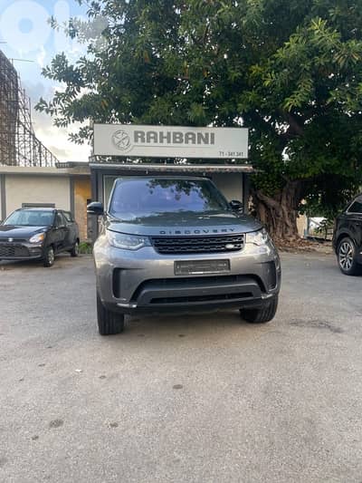 Land Rover Discovery 2018 first edition