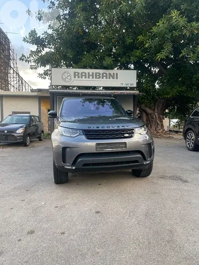 Land Rover Discovery 2018 first edition