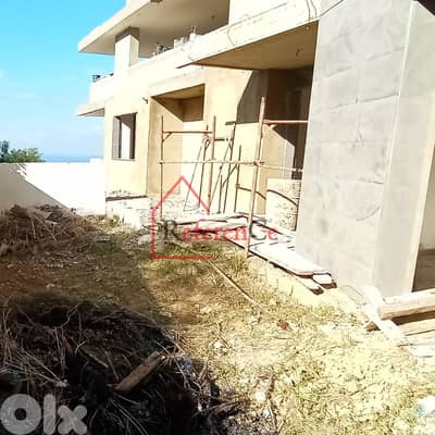 Apartment with terrace in beit el chaar شقة مع تراس في بيت الشعار