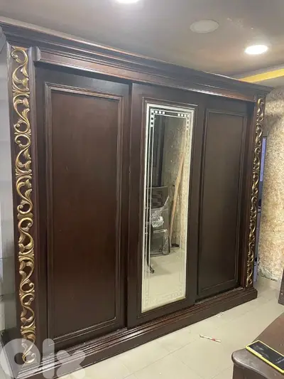 غرفة نوم خشب زان مصرية ملكية شبه جديدة غرفة نوم خشب زان مصرية ملكية شبه جديدة
