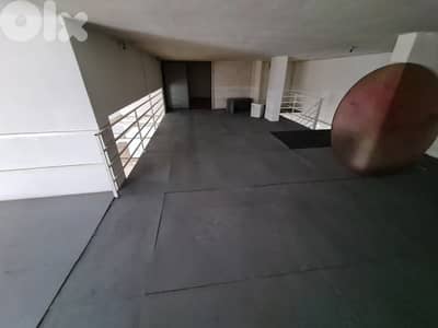 EASY ACCESS WAREHOUSE IN JDEIDEH PRIME (350Sq) 6M HEIGHT, (JD-161)