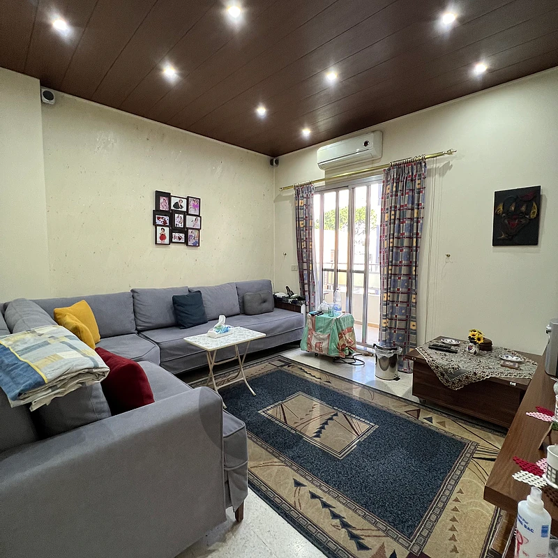 Apartment for sale in Mazraat Yachouh شقة للبيع في مزرعة يشوع