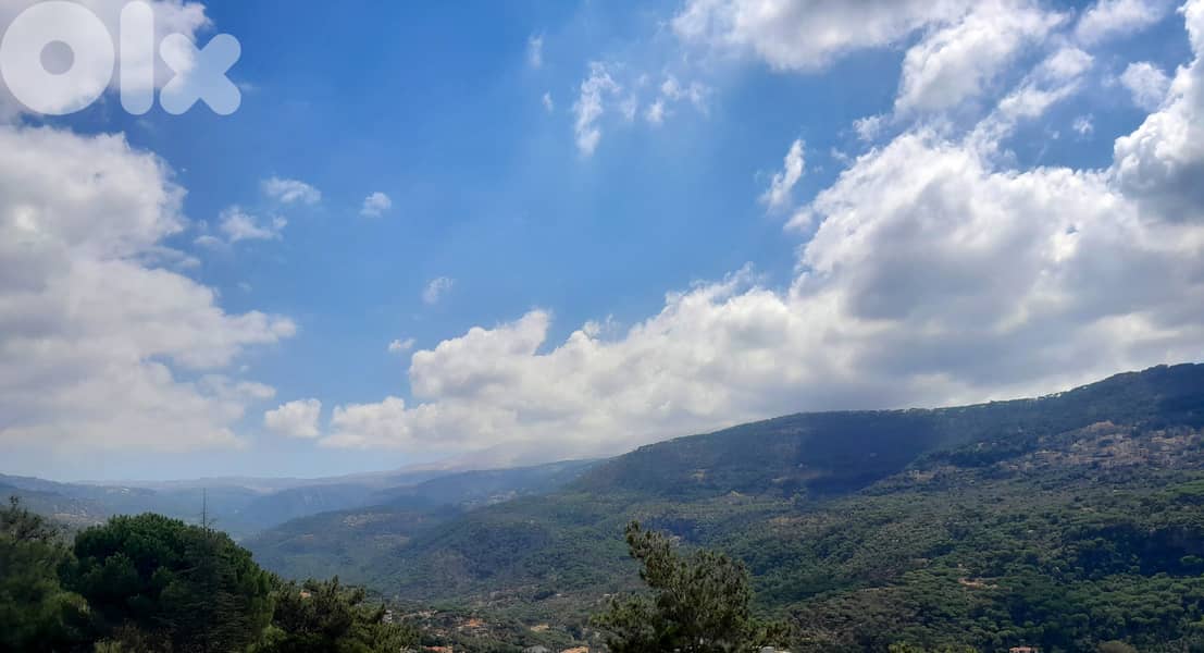 1550 SQM Land in Baabdat, Metn Overlooking the Mountains 0