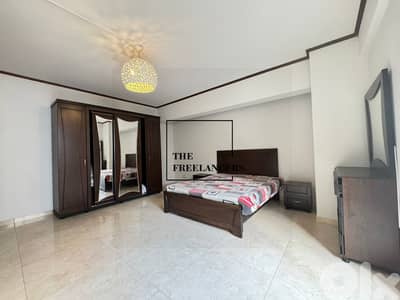 Office for rent in  Ain Mraiseh - مكتب للايجار في عين المريسة TF99