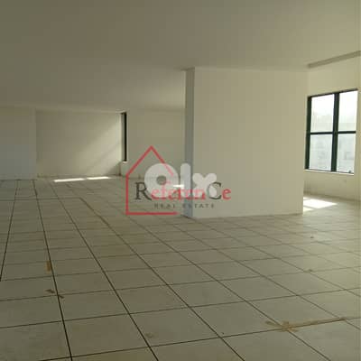 Luxury Office for rent in Sin El Fil مكتب فخم للايجار في سن الفيل