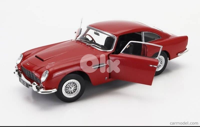 Aston Martin DB5 1964 diecast car model 1;18. 5