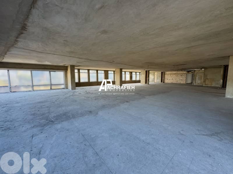 600 Sqm - Office For Rent in Downtown 0