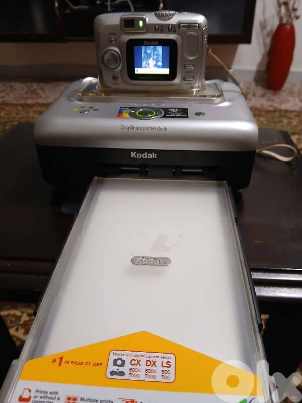 kodak EasyShare camera with photo printer 9