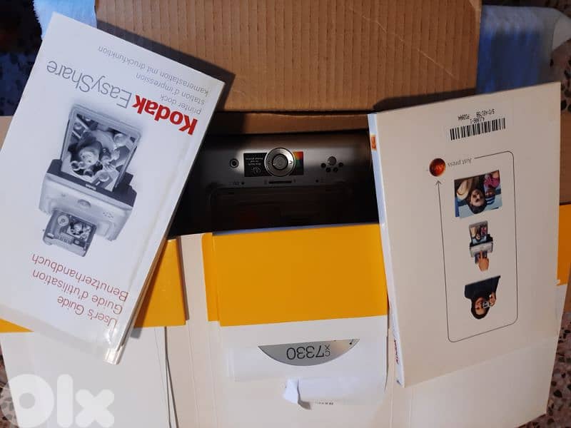 kodak EasyShare camera with photo printer 16