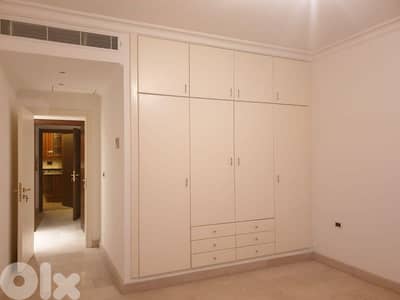 L08909 - Spacious Apartment for sale in Clemenceau