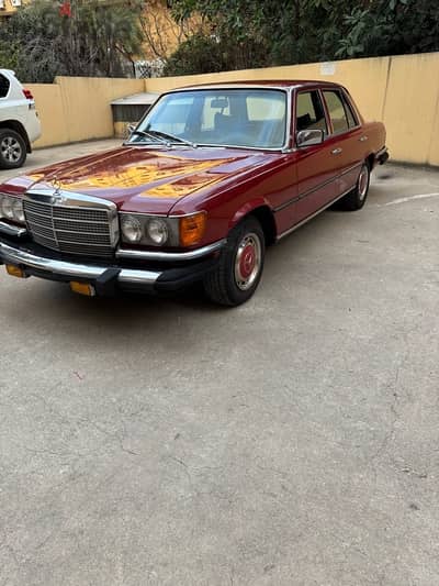 Mercedes-Benz S-Class 1975