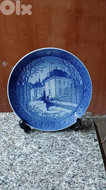 antique 0