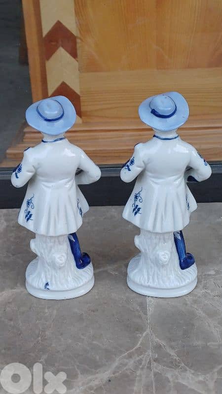 antique 7