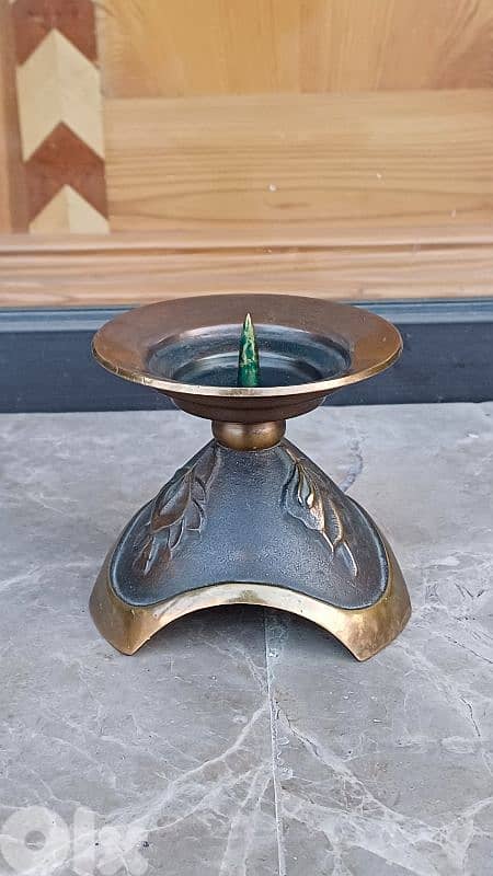 antique 0