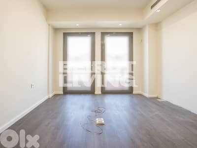 Spacious & Modern Office | Prime Location | Open View