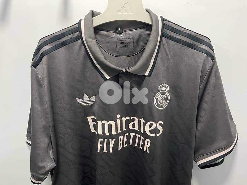 Real Madrid Third adidas jersey 24/25 0