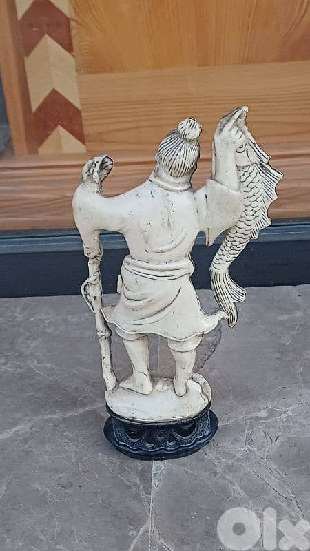 antique 7