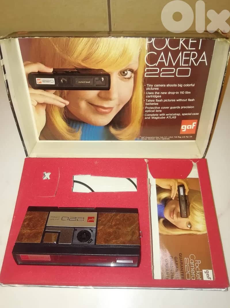 Vintage GAF 220 film pocket camera in box made in Japan still in mint 0