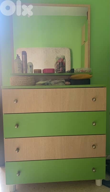 Whole room 0