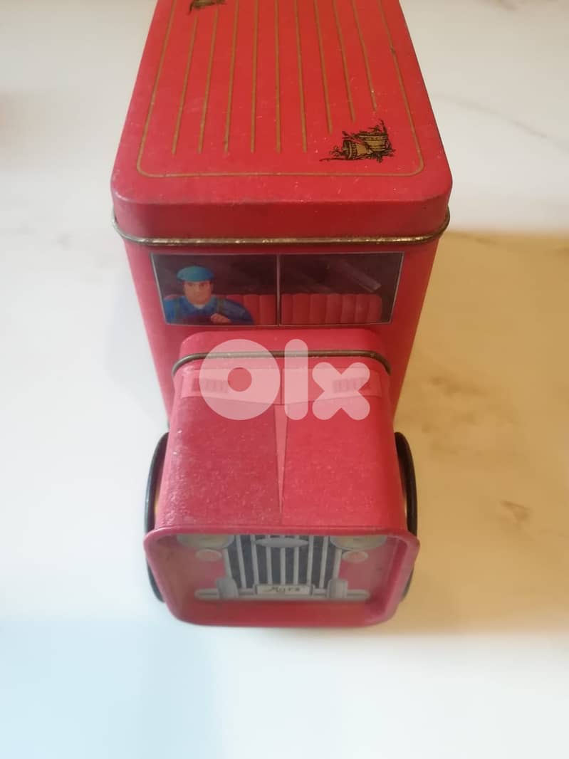 Vintage tin Milky Way - Mars chocolate collectable trucks 7