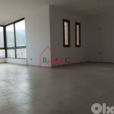 New apartment in Jouret Al Ballout شقة جديدة في جورة البلوط