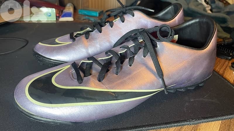 nike mercuriale 42.5 asle 4