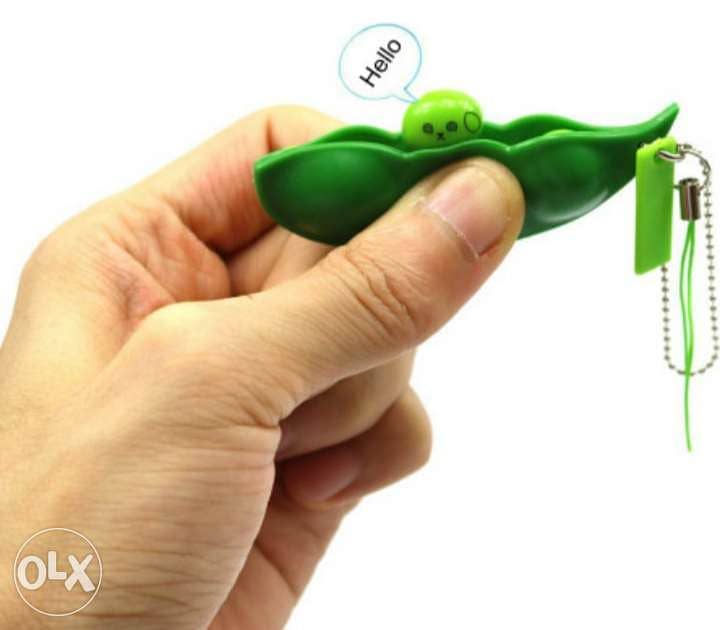 2 in 1 keychain and cute fidget pop out squeeze 3$ 2