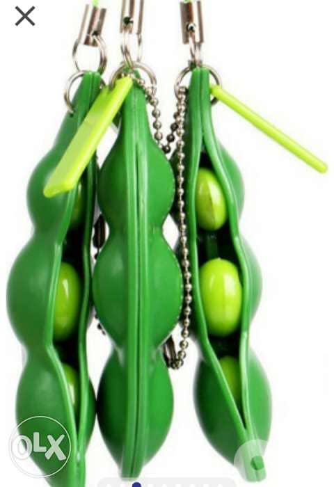 2 in 1 keychain and cute fidget pop out squeeze 3$ 4