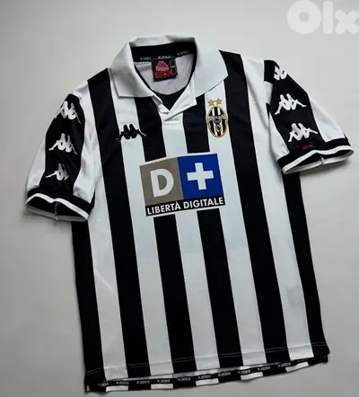 Juventus 1999 Home Kappa kit