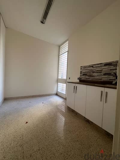 office for rent in Badaro prime location | WA