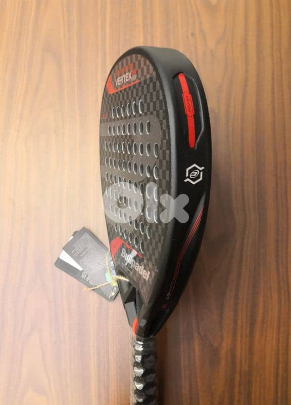 Bullpadel vertex 04 (New)2024  12K 180$ 1