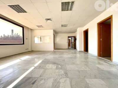 JH25-3888 Office 170m2 for rent in Downtown Beirut, $ 2,500 cash