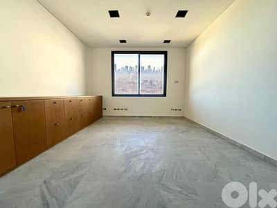 JH25-3888 Office 170m2 for rent in Downtown Beirut, $ 2,500 cash