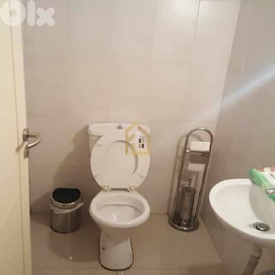 Office for sale in Adonis RB120 مكتب للبيع في أدونيس