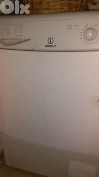 Indesit Condenser dryer 8kg