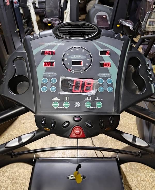 Body System Treadmill 6